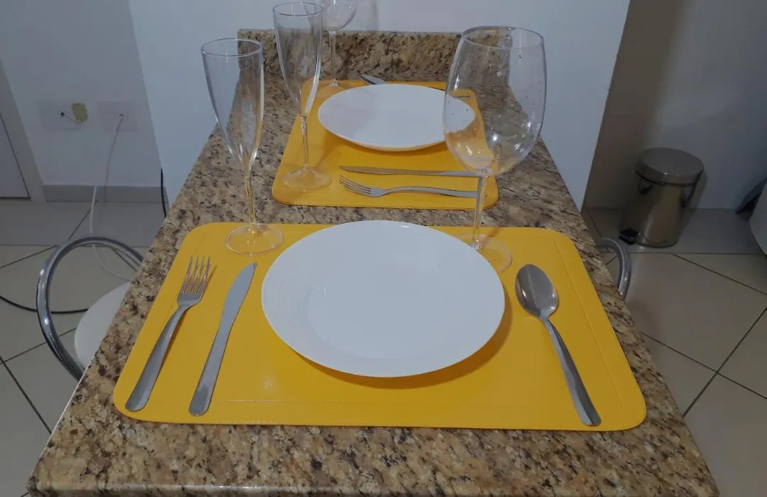 Apartamento Inteiro na Região nobre de Curitiba-1