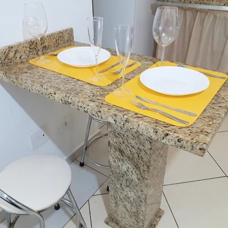 Apartamento Inteiro na Região nobre de Curitiba-3